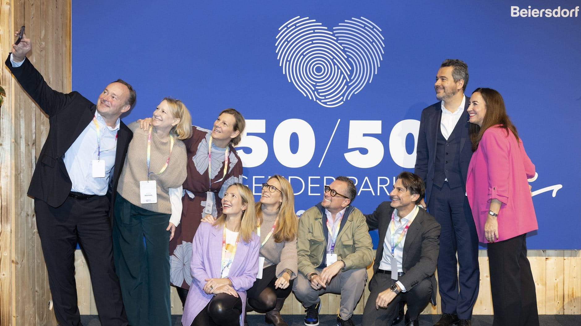 Beiersdorf's leadership team is taking a picture