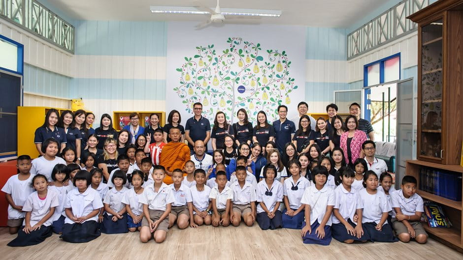 Group photo of people